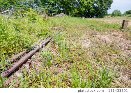 [Abina Line] Abandoned railway tracks remaining in the park 131435591