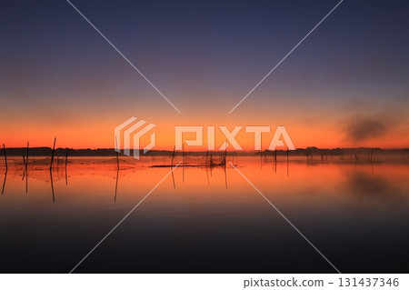 Sunrise over the misty Lake Inban Sunrise over the misty Lake Inban 131437346