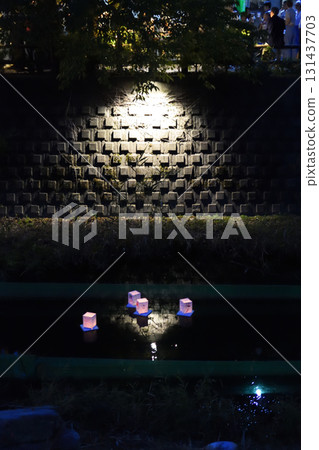 松戶宿坂川燈籠節的放水燈籠 131437703