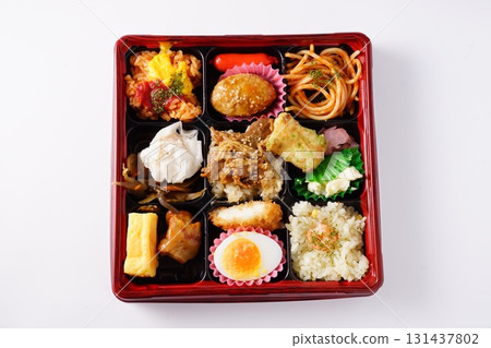 Western-style bento 131437802