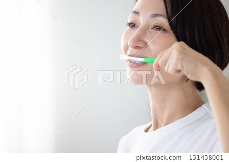 中間女性牙刷 131438001