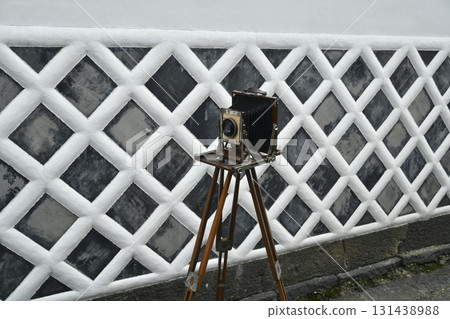 Namako Wall and Classic Camera 131438988