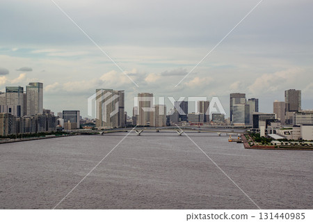 Urban landscape of Tokyo's bay area 131440985