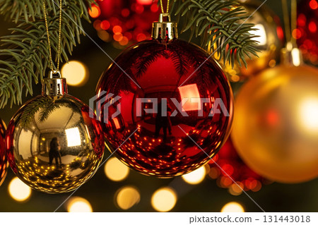Red And Gold Christmas Ornaments On Tree Red And Gold Christmas Ornaments On Tree 131443018