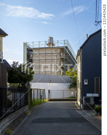 正在拆除的昭和時代建造的住宅區 131443428