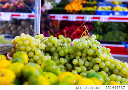 Bunches of kish-mish grapes in the store Bunches of kish-mish grapes in the store 131443537