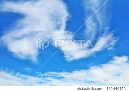 秋天天空和雲彩 131446151