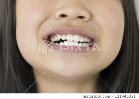 五年級小學生的嘴 131446351