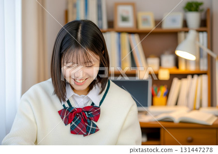 Girls studying to study 131447278