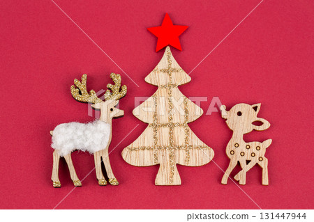 Deer family Deer family 131447944