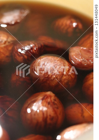 帶皮煮栗子 131448049