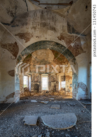 Abandoned church of Michael the Archangel, Tula region Abandoned church of Michael the Archangel, Tula region 131450743