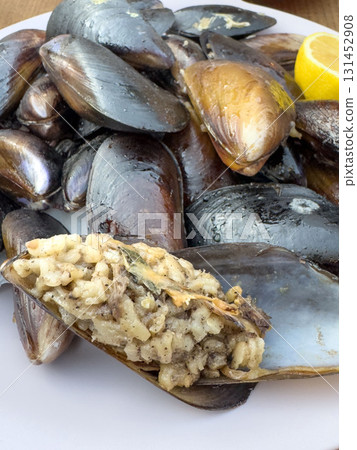 traditional Turkish Street Food Stuffed Mussels and rice 131452908
