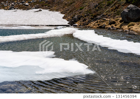 白山禦前峰血池 - 初夏白山禦前峰健行(血池遊覽路線) 白山禦前峰血池 - 初夏白山禦前峰健行(血池遊覽路線) 131456394