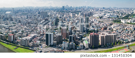 從荒川或赤羽方向拍攝的東京鳥瞰圖 131458304