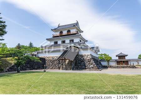 Shiroishi Castle Tower on a clear day in Shiroishi City, Miyagi Prefecture Shiroishi Castle Tower on a clear day in Shiroishi City, Miyagi Prefecture 131459076
