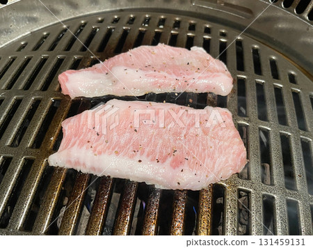 Smokeless roaster Yakiniku Pork belly 131459131