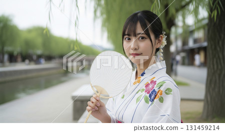 日本女性穿著浴衣出場 131459214