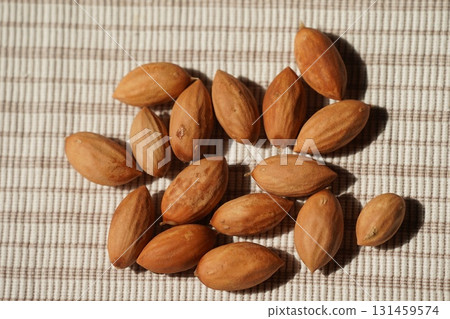 Kaya fruit Kaya fruit 131459574