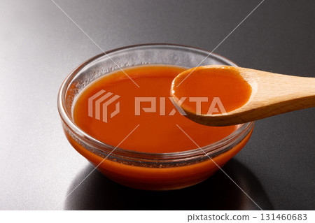 Tabasco (garlic sauce) Tabasco (garlic sauce) 131460683