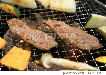 Kuroge Wagyu Beef A4 (Special Grade Kalbi) 131461453