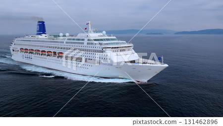 Piano Land (Chinese passenger ship) 131462896