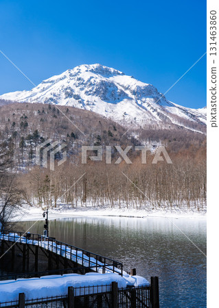 Snow-covered Mount Yakedake: Winter trekking in Kamikochi, Matsumoto City, Nagano Prefecture Snow-covered Mount Yakedake: Winter trekking in Kamikochi, Matsumoto City, Nagano Prefecture 131463860