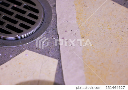 排水和防滑瓷磚細節 131464627