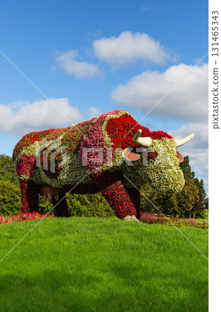 Ventspils "Flower Cow" Sculpture, Latvia, 25.09.2025 Ventspils "Flower Cow" Sculpture, Latvia, 25.09.2025 131465343