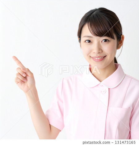 女醫務人員指點 131473165