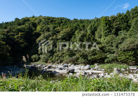 Green valley and blue sky 131473378