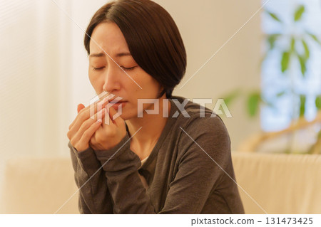 A cold lady 131473425