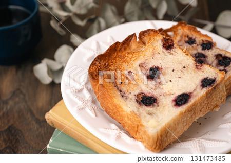 Toast and coffee 131473485