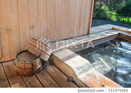 溫泉浴 溫泉浴 131475060