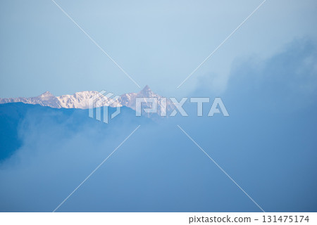 從長野縣高木基高原眺望槍山 131475174