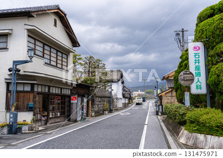 Oita Prefecture: Mamedamachi Shopping Street and Traditional Old Streetscape 131475971