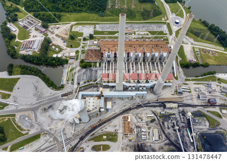 Thermal power plant burning coal fossil fuel for production of electrical energy. Kingston power station in Roane County, Tennessee 131478447
