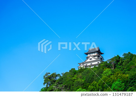 Blue sky and Inuyama Castle, Inuyama City, Aichi Prefecture 131479187