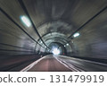 在高速公路的隧道風景 131479919