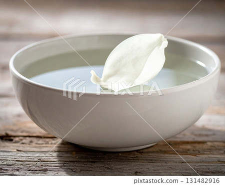 white jasmine flower in a bowl 131482916