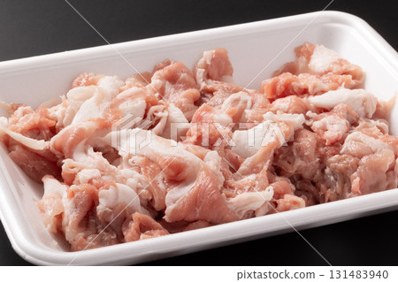[Domestic] Pork, chopped 131483940