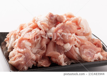 [Domestic] Pork, chopped 131483944