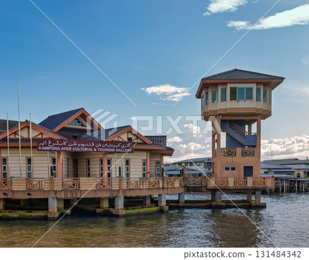 Kampong Ayer Cultural and Tourism Gallery and observation tower in the historic water village, Bandar Seri Begawan, Brunei. 131484342