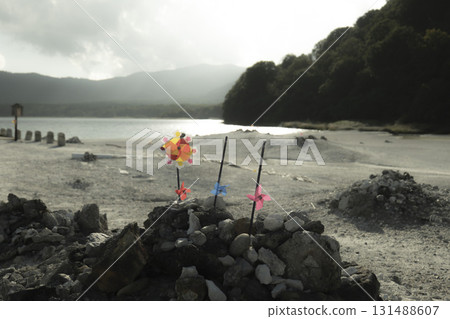 秋日傍晚的烏索里山湖、恐山 秋日傍晚的烏索里山湖、恐山 131488607