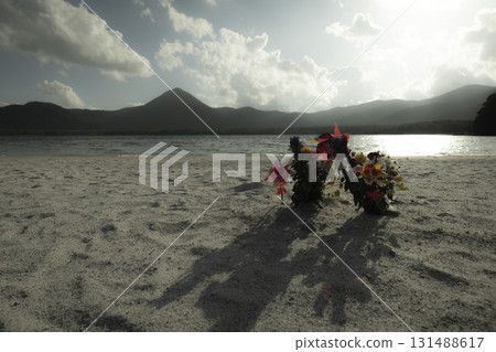 秋日傍晚的烏索里山湖、恐山 秋日傍晚的烏索里山湖、恐山 131488617