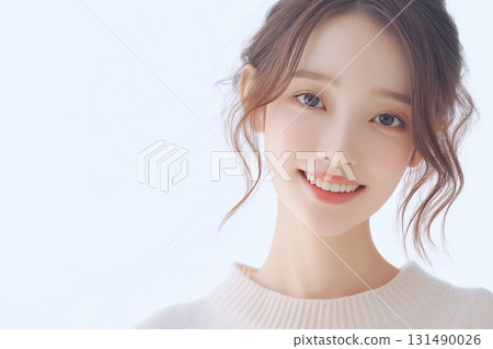 30 歲或 40 歲左右、皮膚美麗的女性形象 131490026