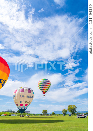鈴鹿天空節，熱氣球輕輕飄浮（三重縣鈴鹿市） 131494389