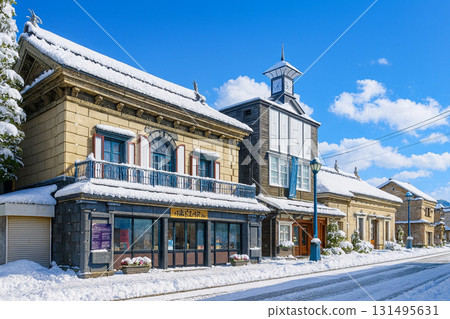小樽復古街景堺町大街利尻屋米諾屋雪景 131495631