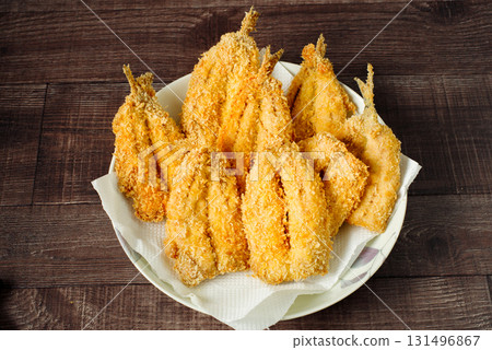 新鮮炸秋刀魚 新鮮炸秋刀魚 131496867