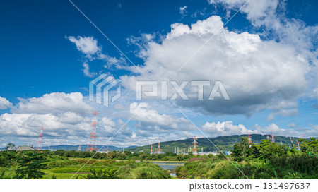 大阪府枚方市高槻市淀川的秋景 大阪府枚方市高槻市淀川的秋景 131497637